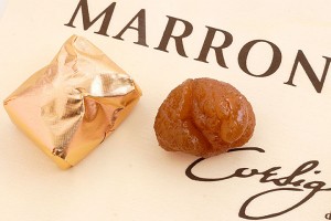 Marron Glace 12 Pcs - Wooden Box - Vacuum Packed in a Gold Foil - CO755